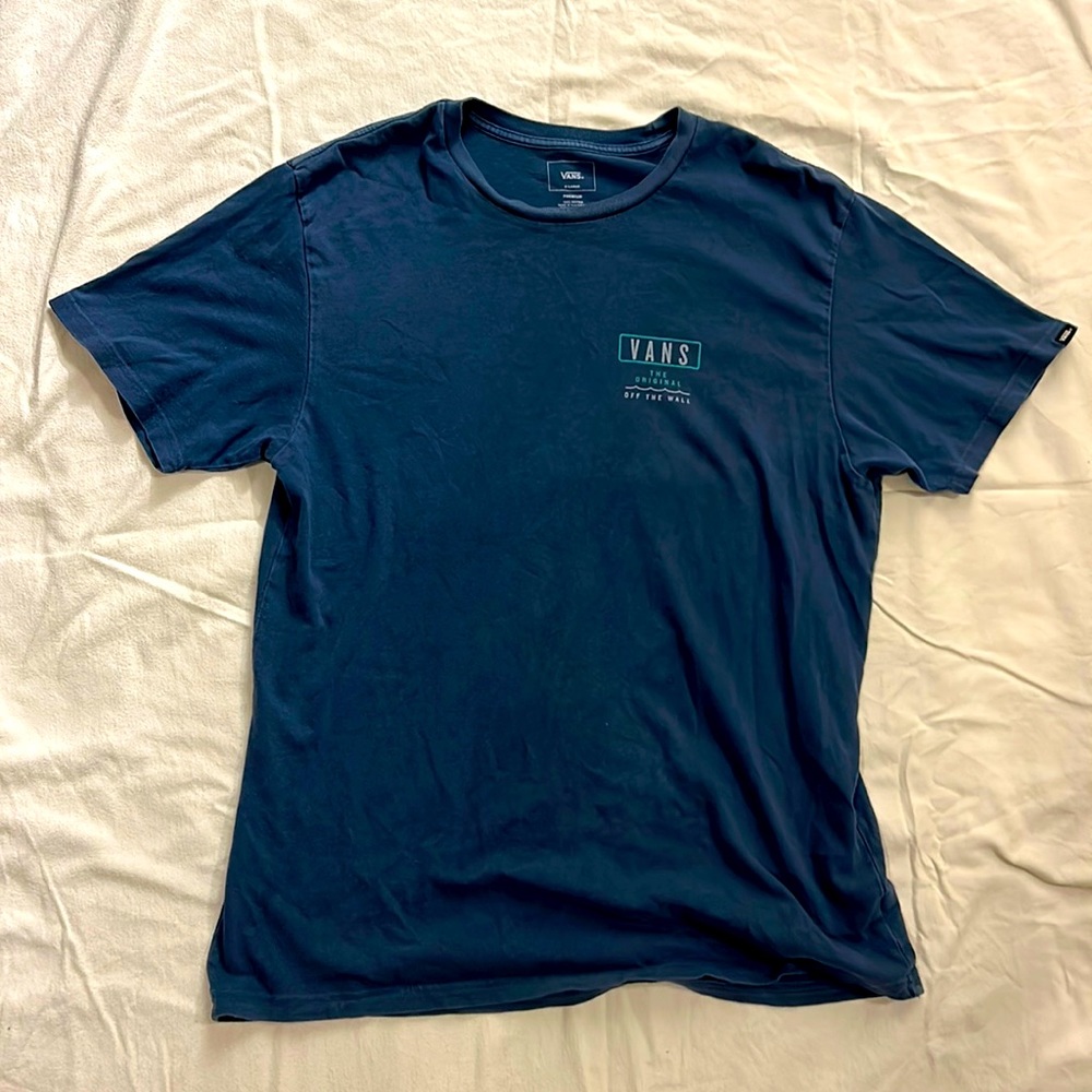 Men’s older XL Vans shirt